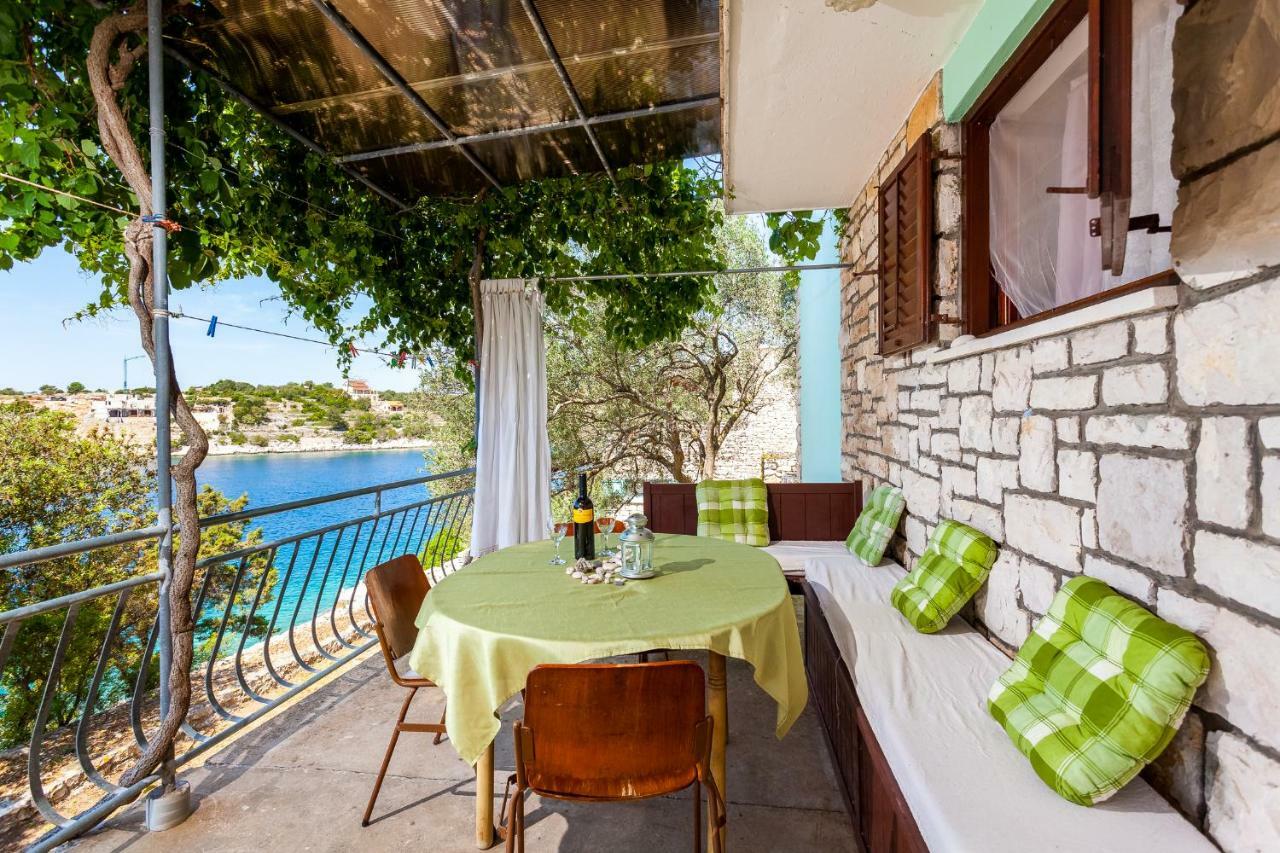 Apartments Dajna Vela Luka Eksteriør bilde